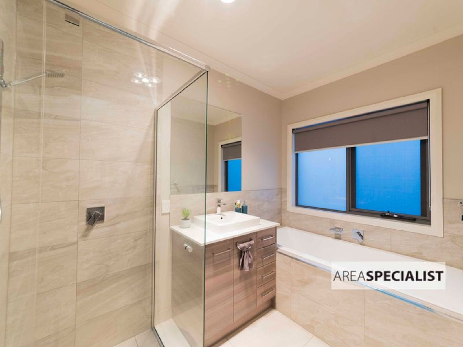 101 Everlasting Boulevard, Cranbourne West, VIC 3977, Cranbourne West - Thumbnail 8