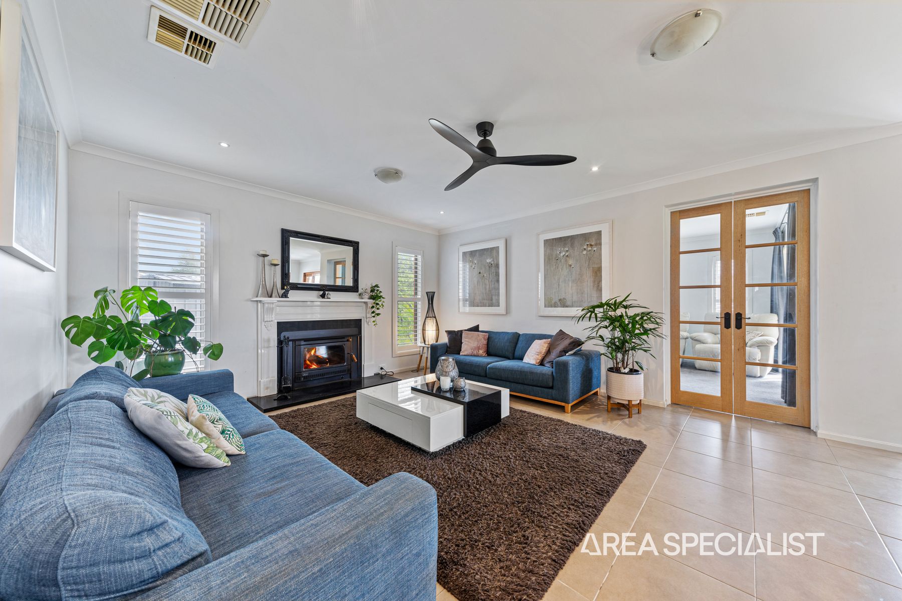 93 Livingstone Boulevard, Pakenham, VIC 3810, Pakenham - Thumbnail 4