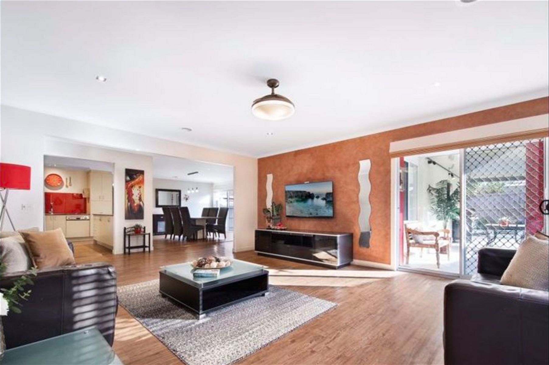 69 Sovereign Manors Crescent, Rowville, VIC 3178, Rowville - Thumbnail 2