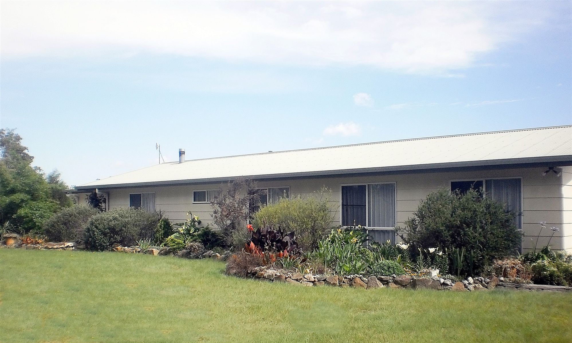 698 Bryans Gap Road, Tenterfield NSW 2372, Tenterfield - Thumbnail 4
