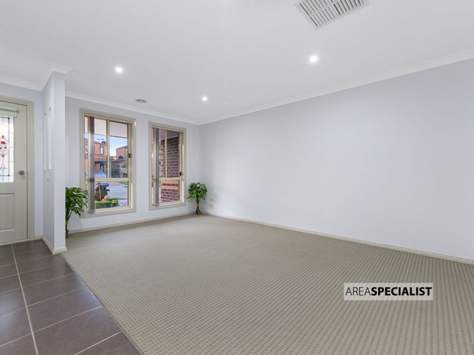 26 BORONIA AVENUE, Cranbourne, VIC 3977, Cranbourne - Thumbnail 2