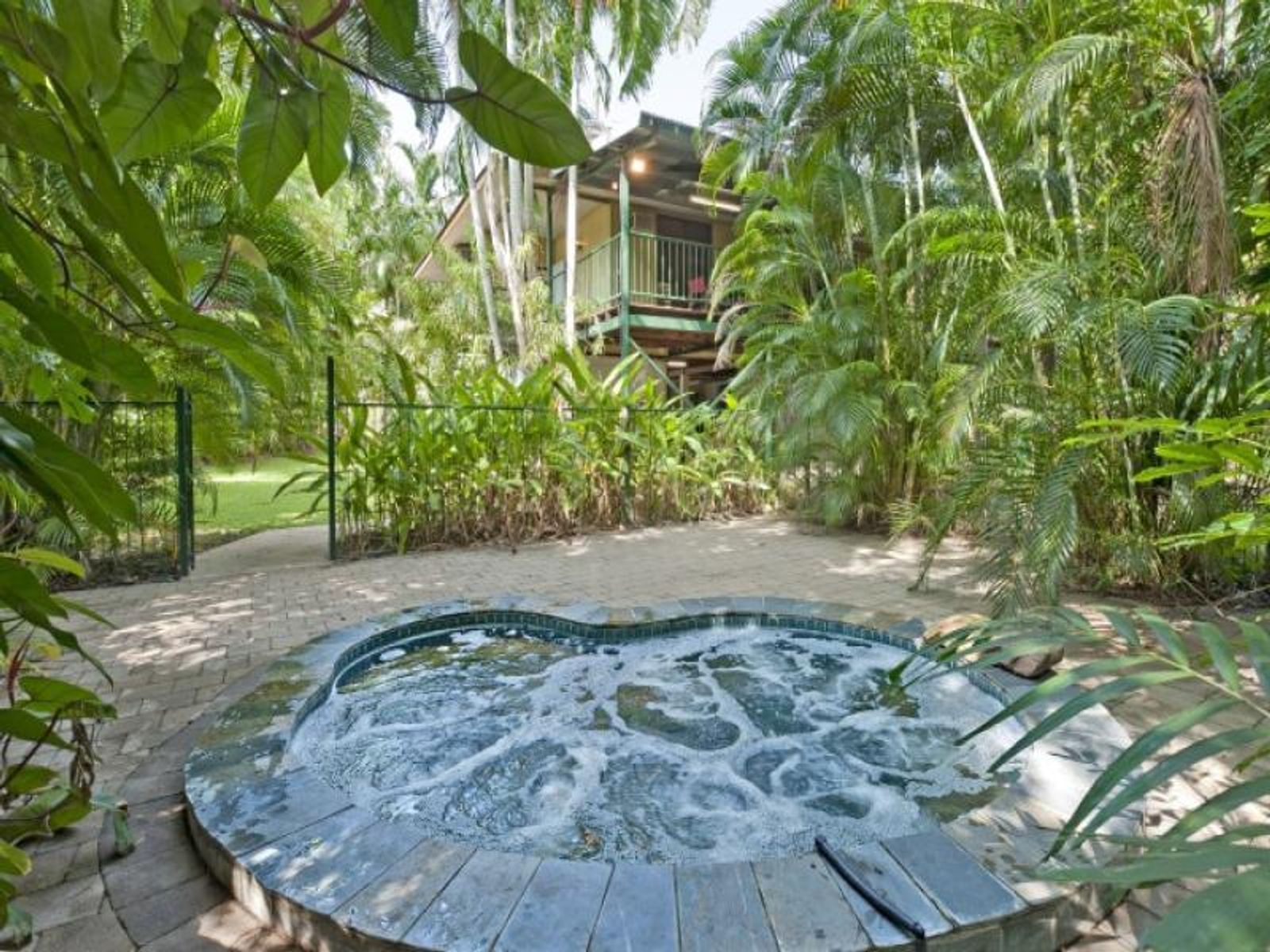 3 Bayfield Road, Malak NT 0812, Malak - Thumbnail 2