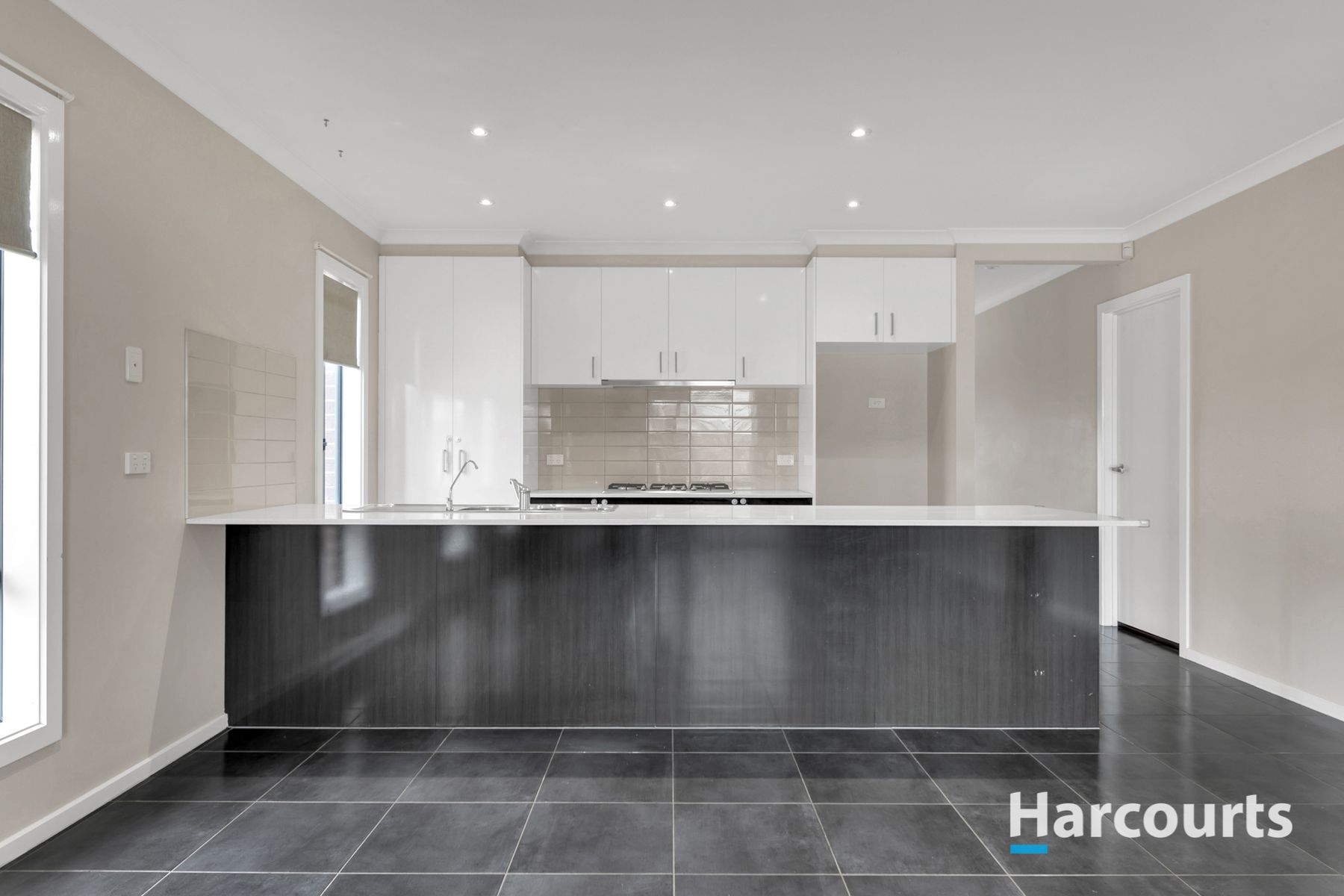 77 Albert Drive, Melton South, VIC 3338, Melton South - Thumbnail 5