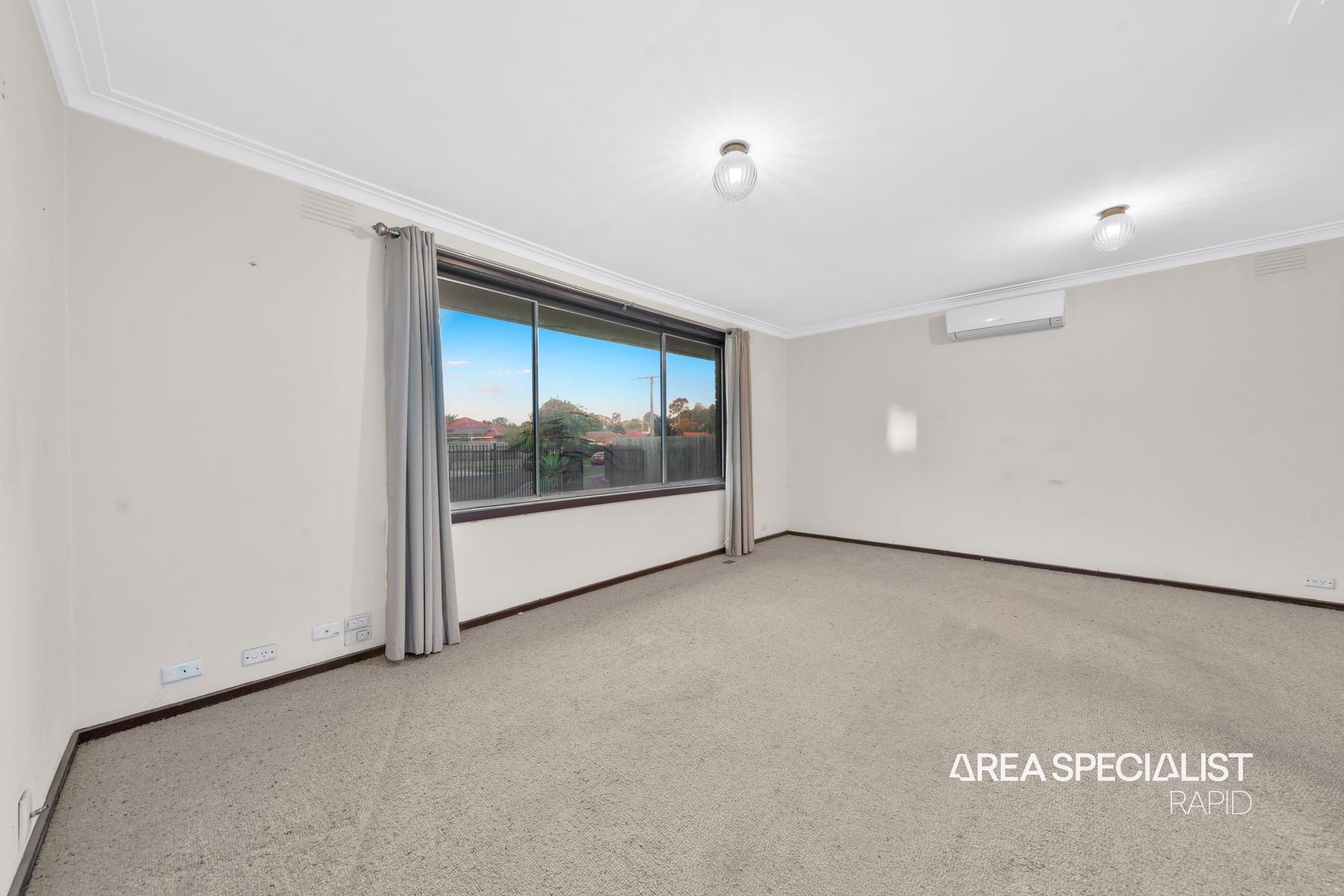 15 Weigela Court, Doveton, VIC 3177, Doveton - Thumbnail 2