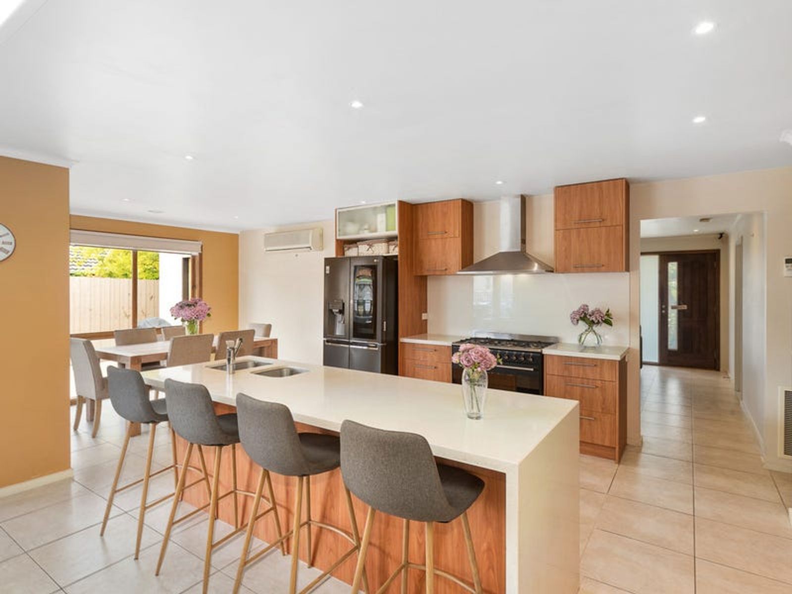 17 Yarrabin Drive, Mount Martha, VIC 3934, Mount Martha - Thumbnail 2