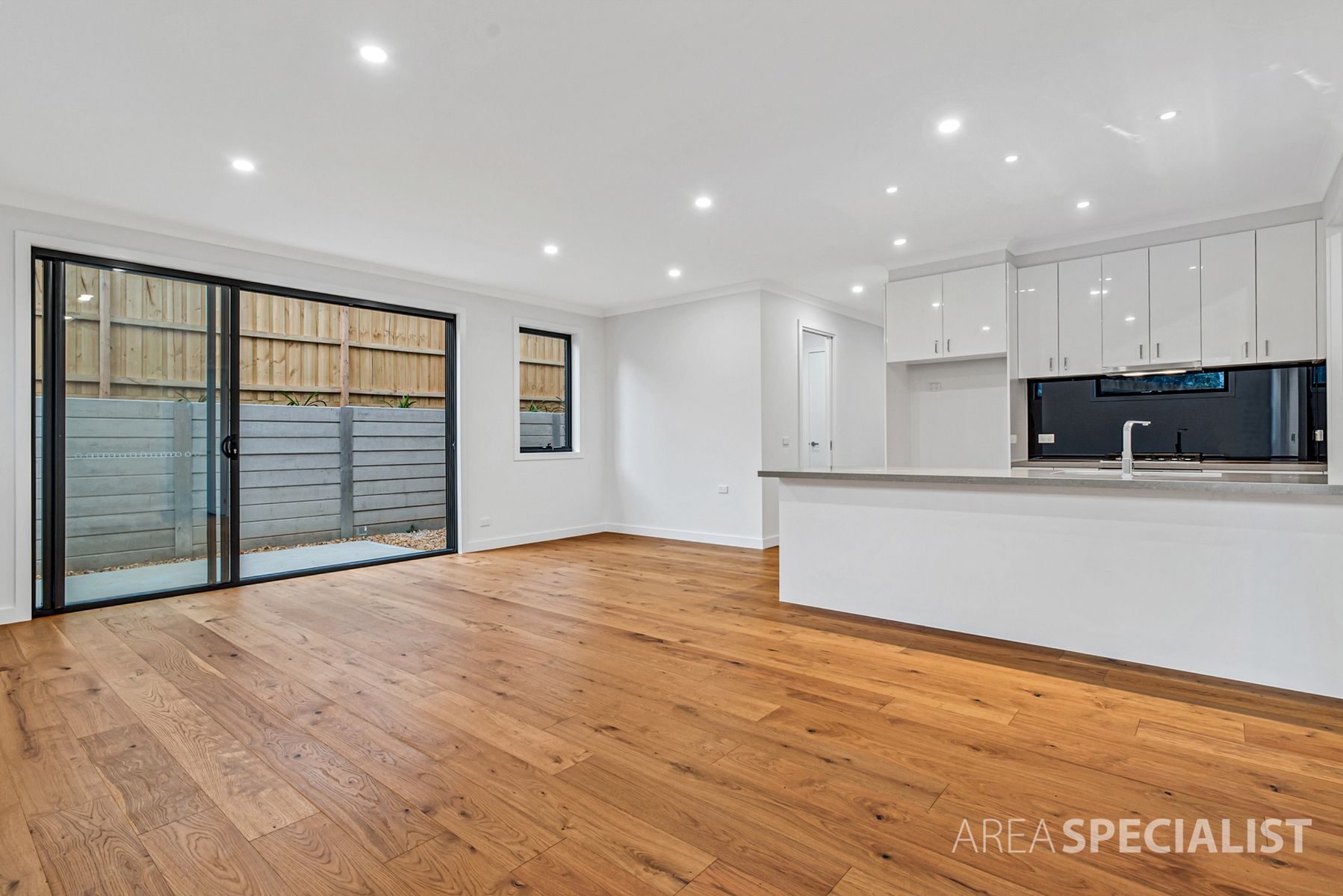 2/116 Paperbark Street, Doveton, VIC 3177, Doveton - Thumbnail 6