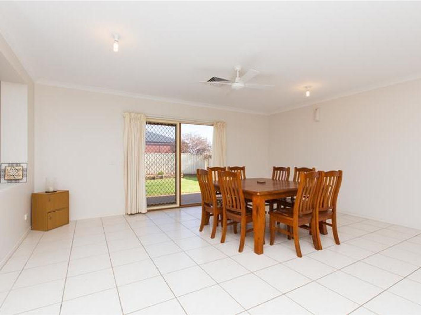 92 Pitman Avenue, Buronga, NSW 2739, Buronga - Thumbnail 3