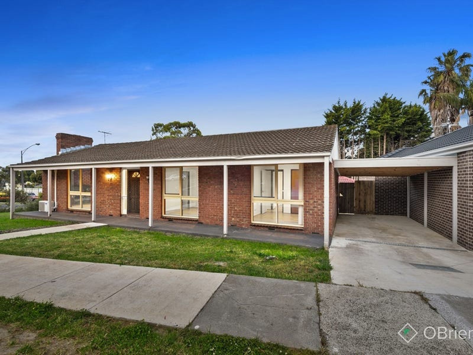 16 Grove End Road, Endeavour Hills, VIC 3802