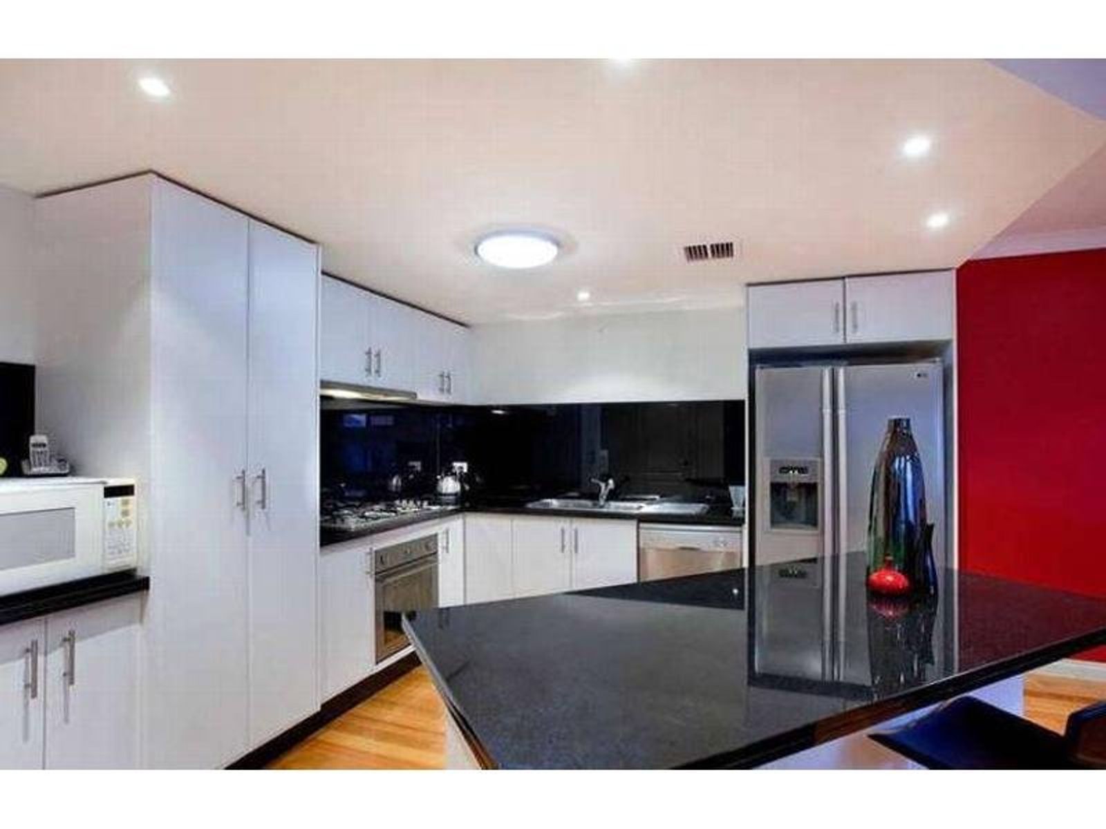 1/122 The Parade, Ascot Vale, VIC 3032, Ascot Vale - Thumbnail 2