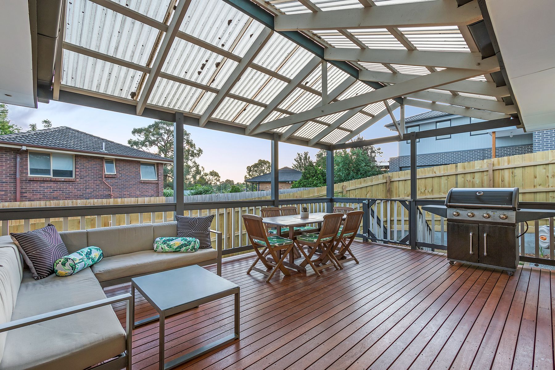 2 Sunburst Court, Mooroolbark - Thumbnail 4