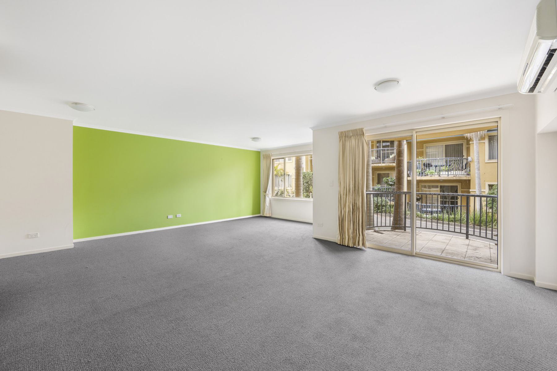8/216 Matthew Flinders Drive, Port Macquarie NSW 2444, Port Macquarie - Thumbnail 3