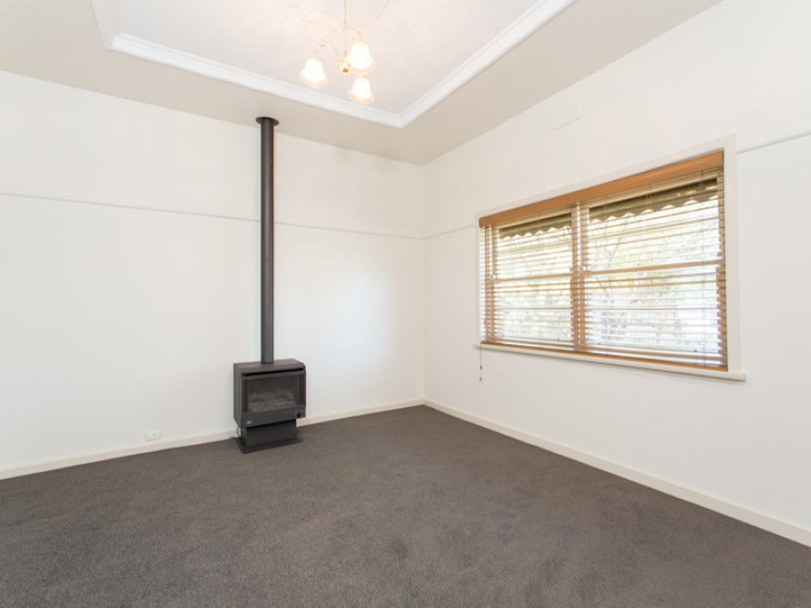 11 Desroy Avenue, Mildura - Thumbnail 2