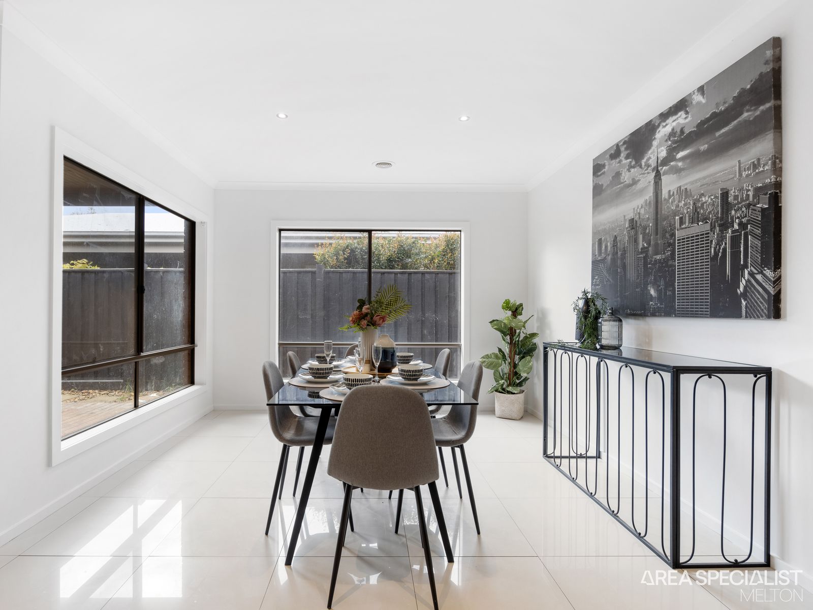 3 Saltbush Crescent, Brookfield, VIC 3338, Brookfield - Thumbnail 5