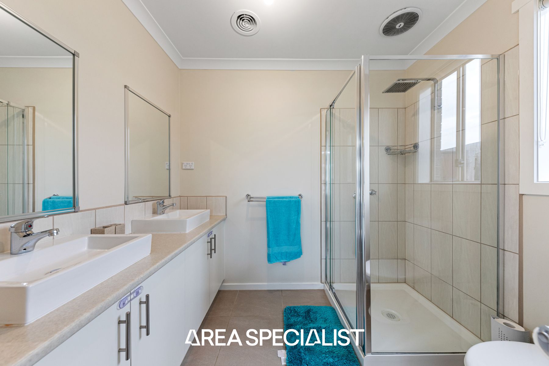 3 Spencer Place, Pakenham, VIC 3810, Pakenham - Thumbnail 7