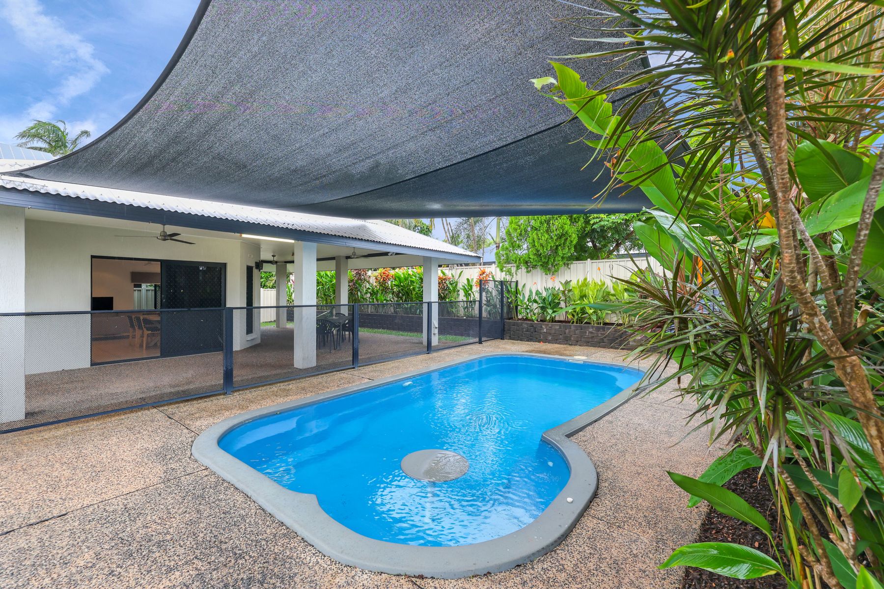 12 Yirra Crescent, Rosebery NT 0832, Rosebery - Thumbnail 2
