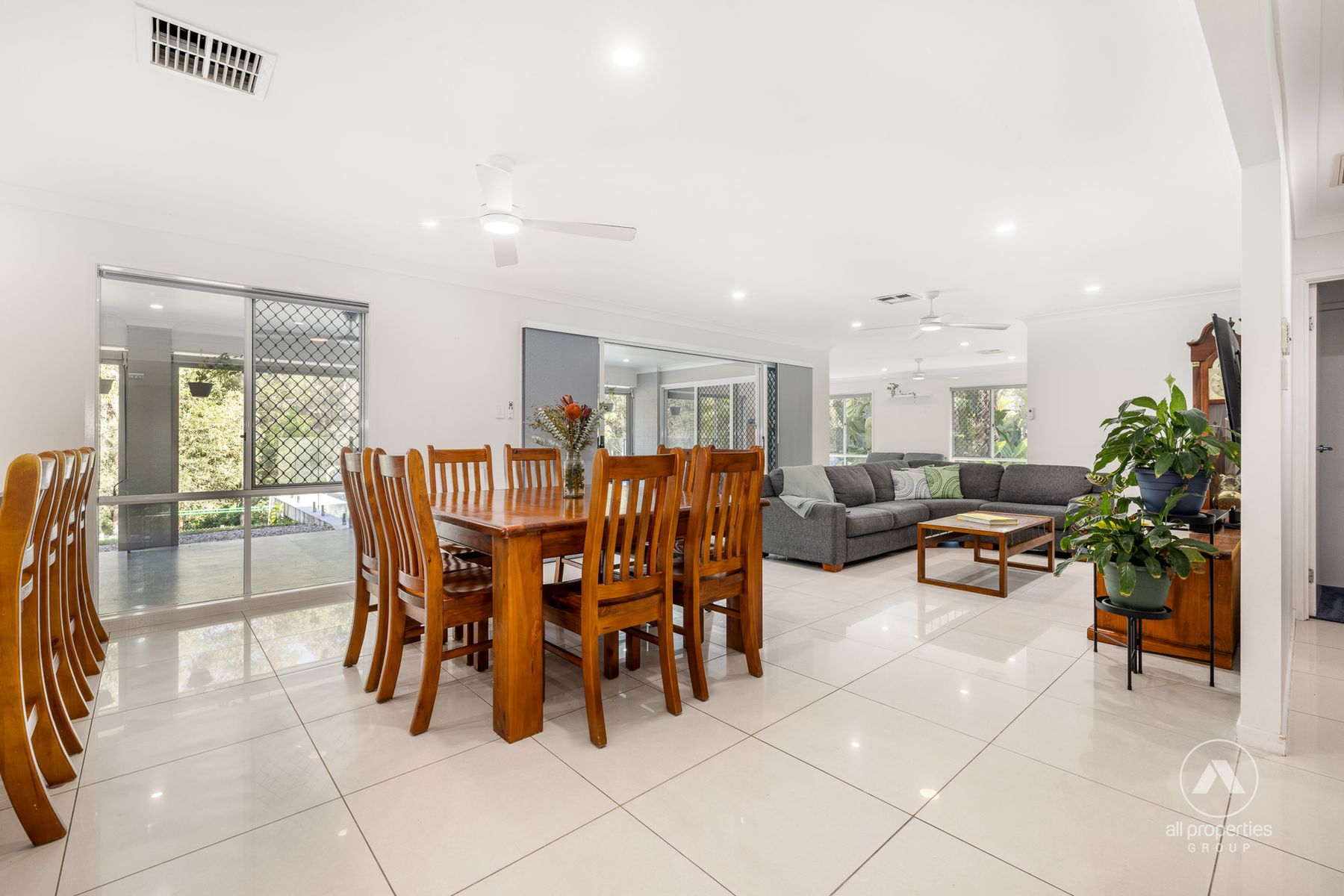 420-422 Spring Mountain Drive, Greenbank QLD 4124, Greenbank - Thumbnail 6
