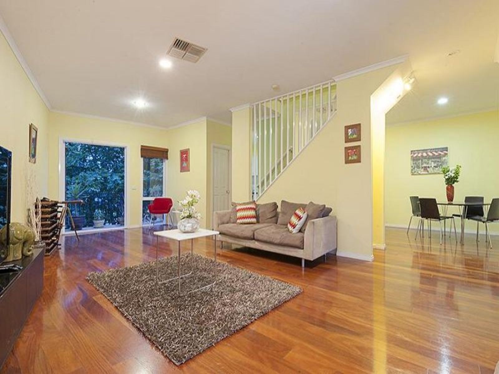 38 The Crescent, Kensington - Thumbnail 6