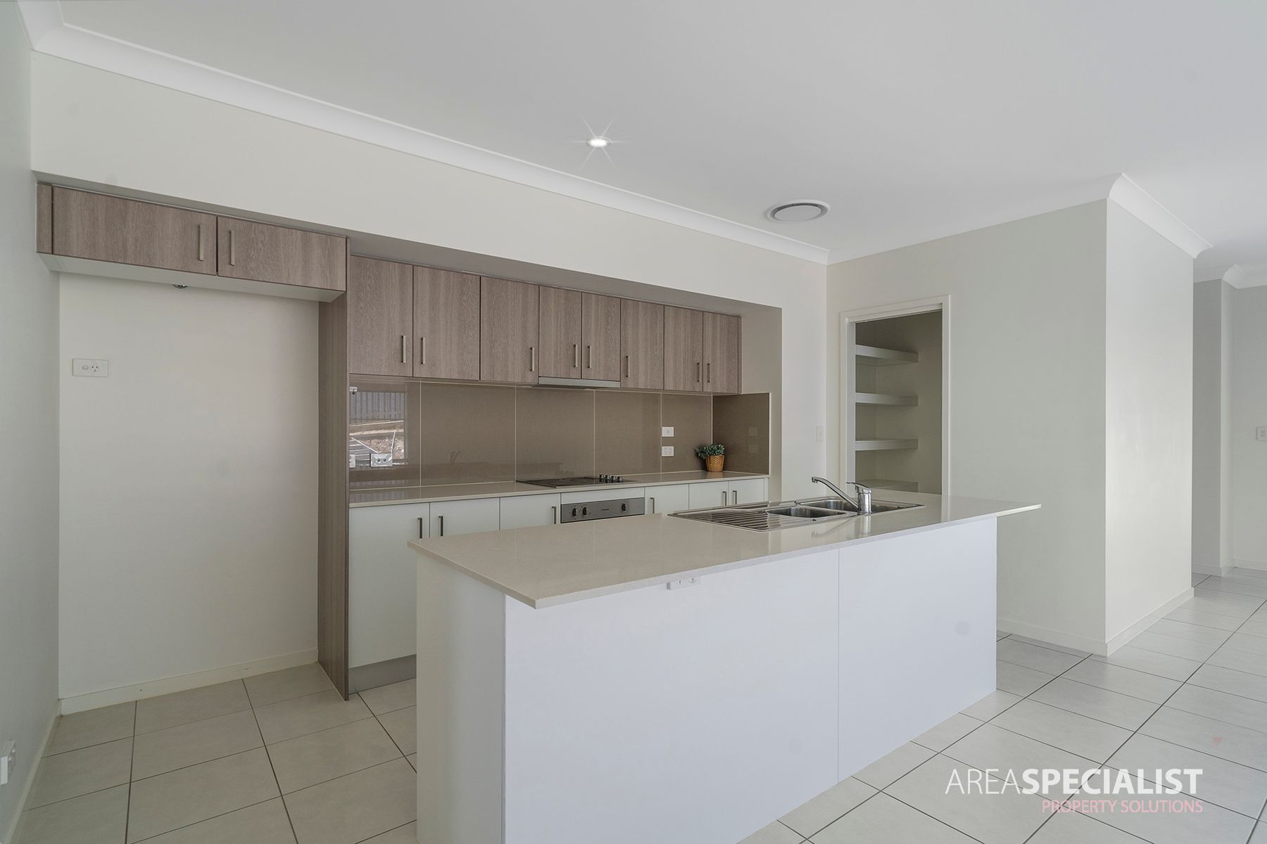 14 Frogmouth Street, Upper Coomera, QLD 4209, Upper Coomera - Thumbnail 7