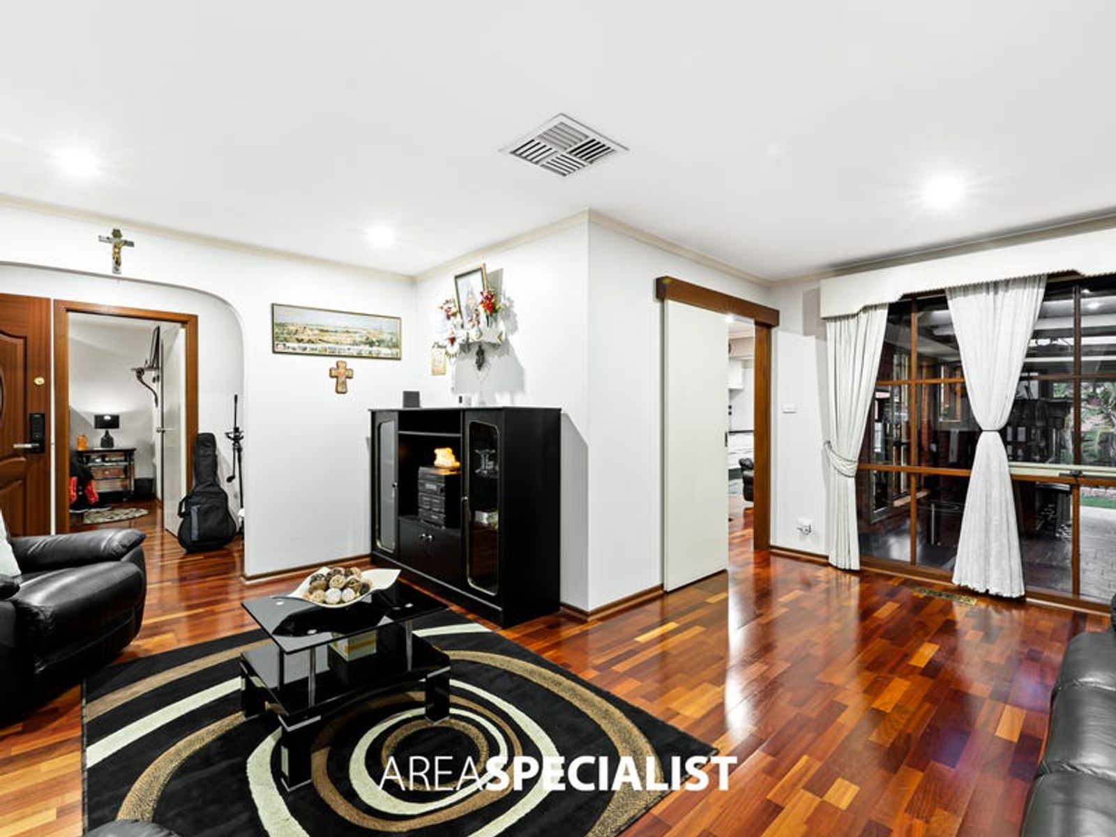 34 Denton Drive, Endeavour Hills, VIC 3802, Endeavour Hills - Thumbnail 3