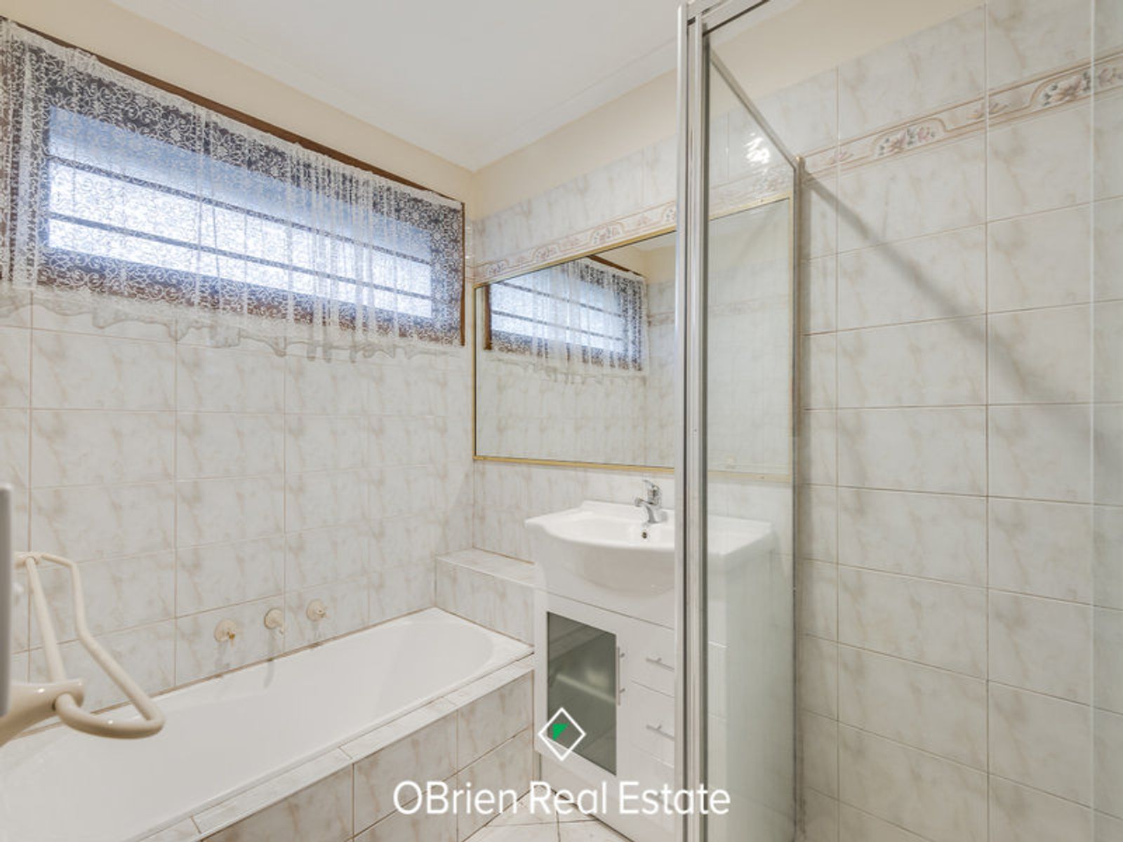 40 Ravenhill Crescent, Endeavour Hills, VIC 3802, Endeavour Hills - Thumbnail 8