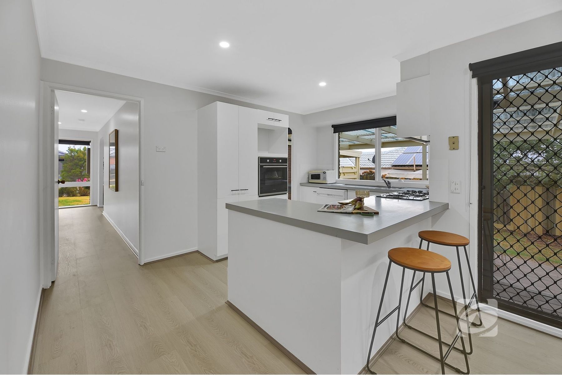 23 Michelle Drive, Hampton Park VIC 3976, Hampton Park - Thumbnail 3