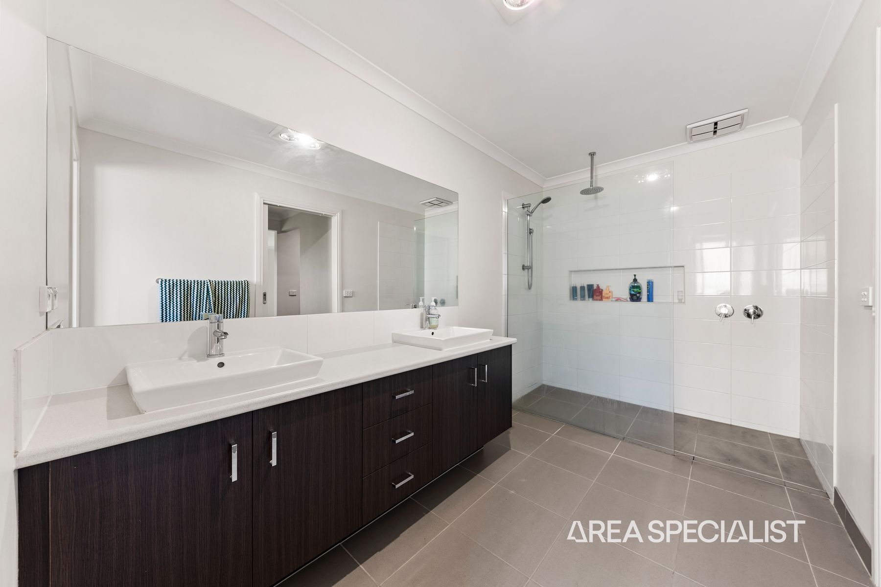 5 Emerald Crescent, Koo Wee Rup, Koo Wee Rup - Thumbnail 8