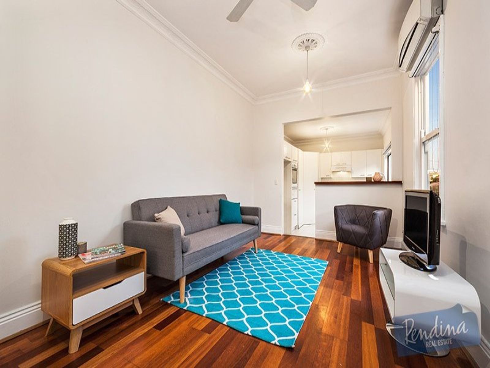 83 McCracken Street, Kensington - Thumbnail 2