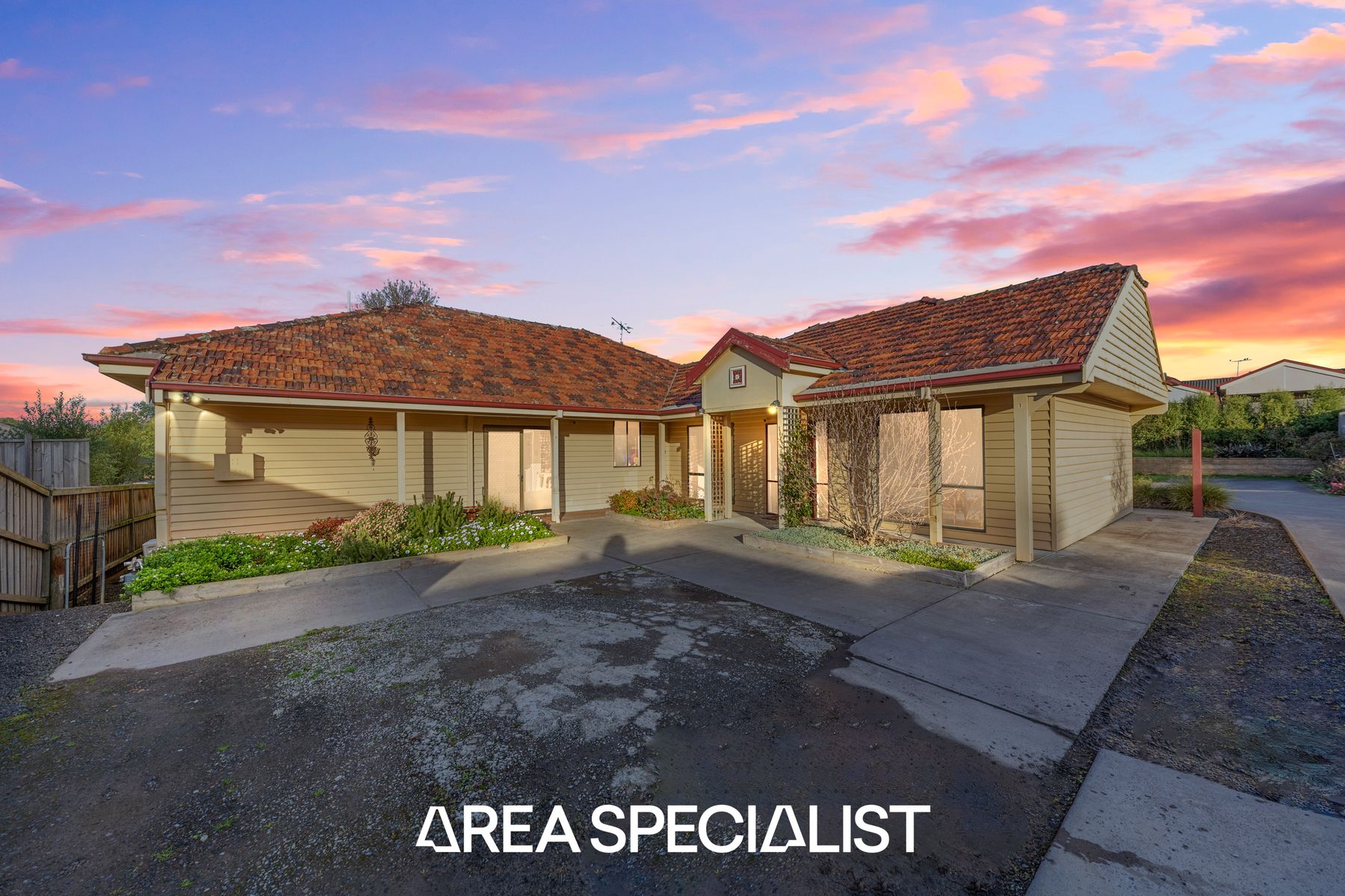1/19 Torre Road, Pakenham, VIC 3810, Pakenham - Thumbnail 2