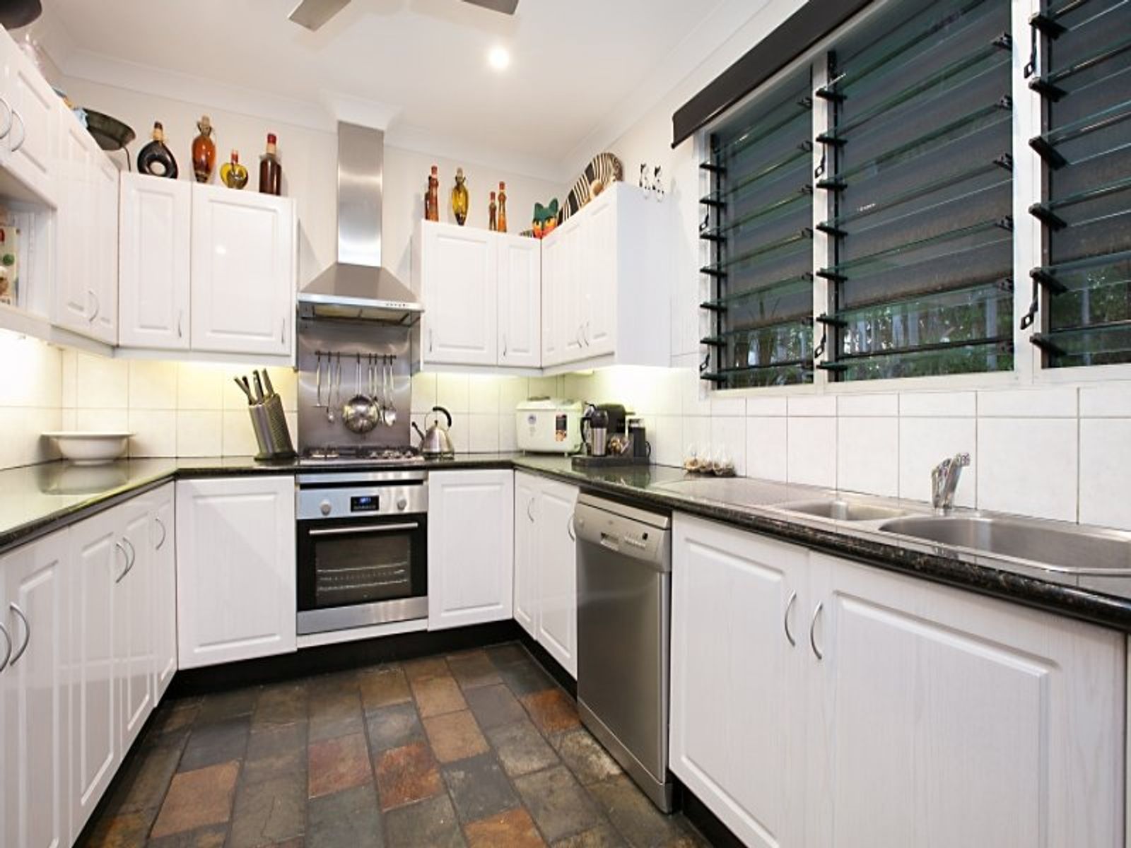 17 Hotham Court, Leanyer NT 0812, Leanyer - Thumbnail 4