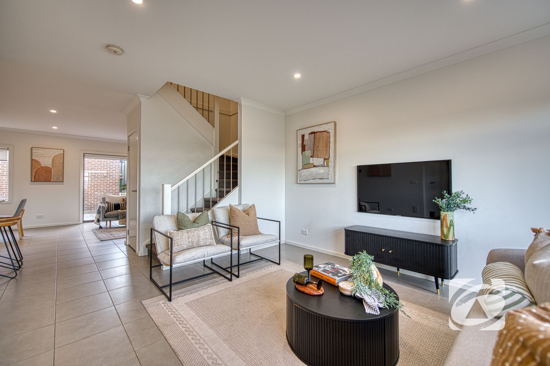 27 Atlantic Drive, Pakenham VIC 3810, Pakenham - Thumbnail 2