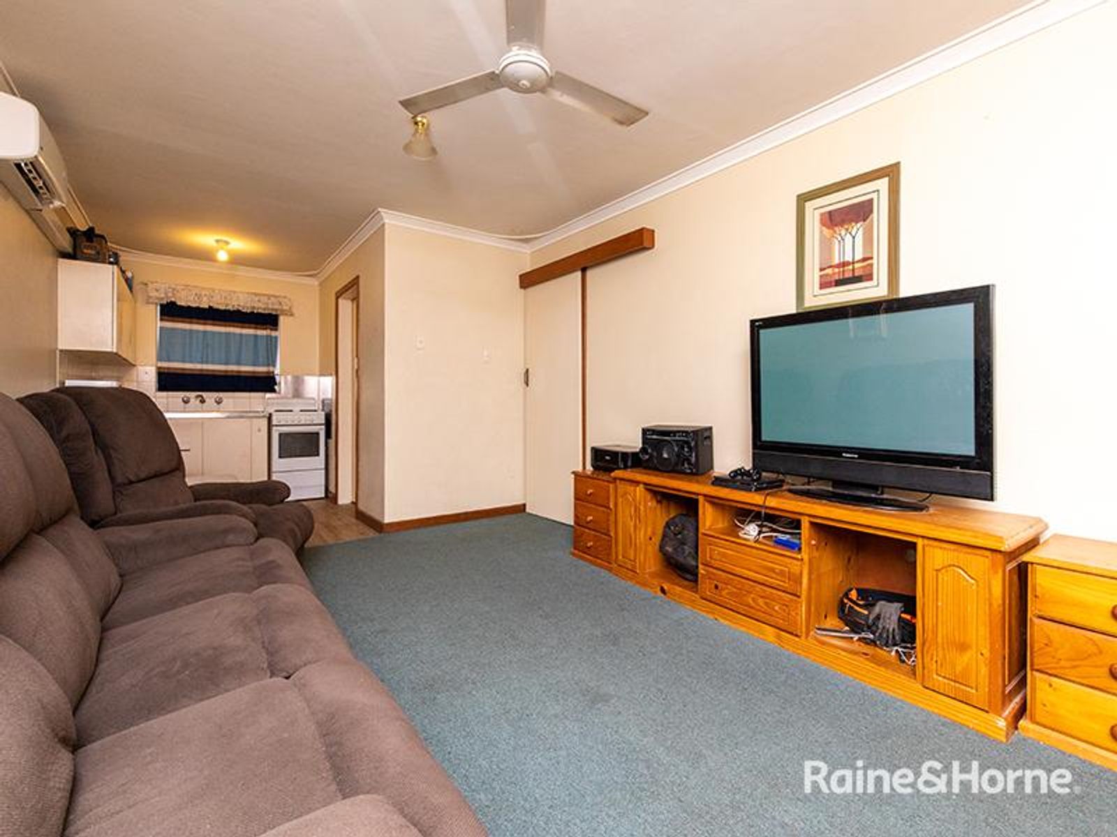 10/5 Fourth Road, Armadale WA 6112