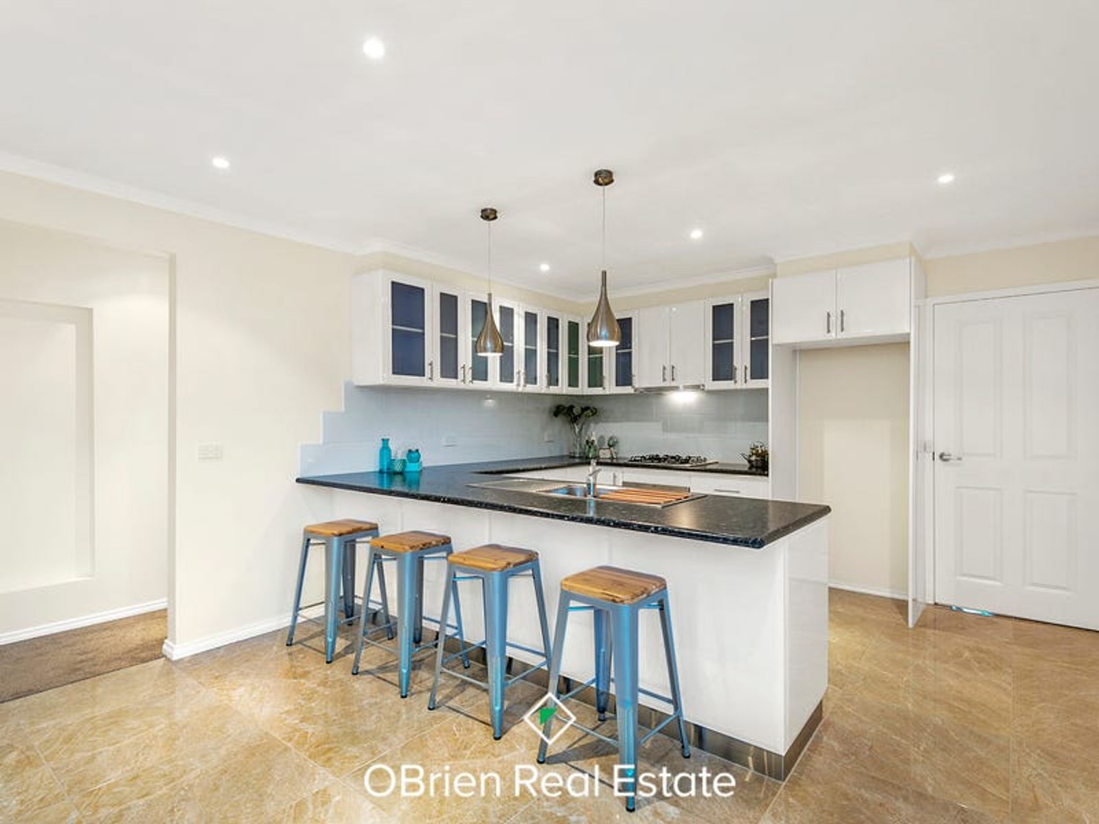 368 James Cook Drive, Endeavour Hills, VIC 3802, Endeavour Hills - Thumbnail 3