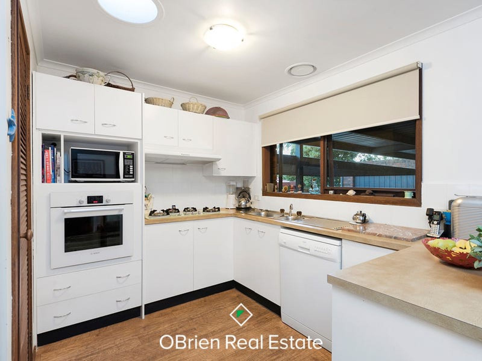 3 Orkney Close, Endeavour Hills, VIC 3802, Endeavour Hills - Thumbnail 2