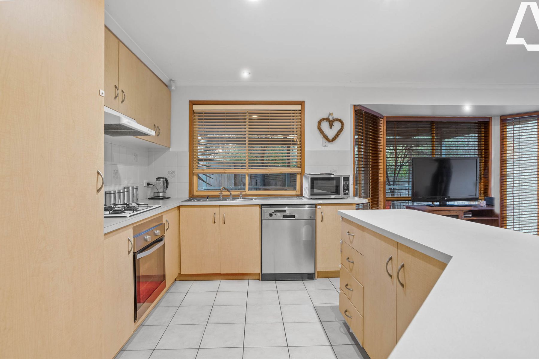 3 Huntly Court, Langwarrin, VIC 3910, Langwarrin - Thumbnail 4