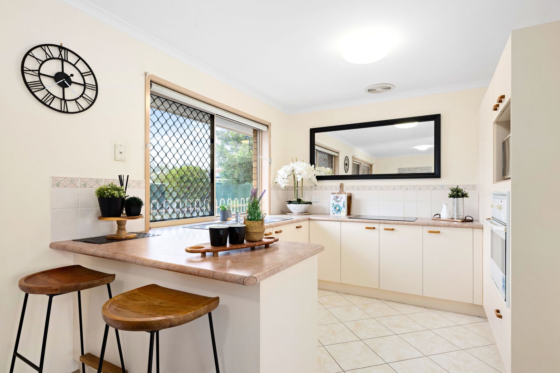 37 Thistle Street, Regents Park QLD 4118, Regents Park - Thumbnail 3