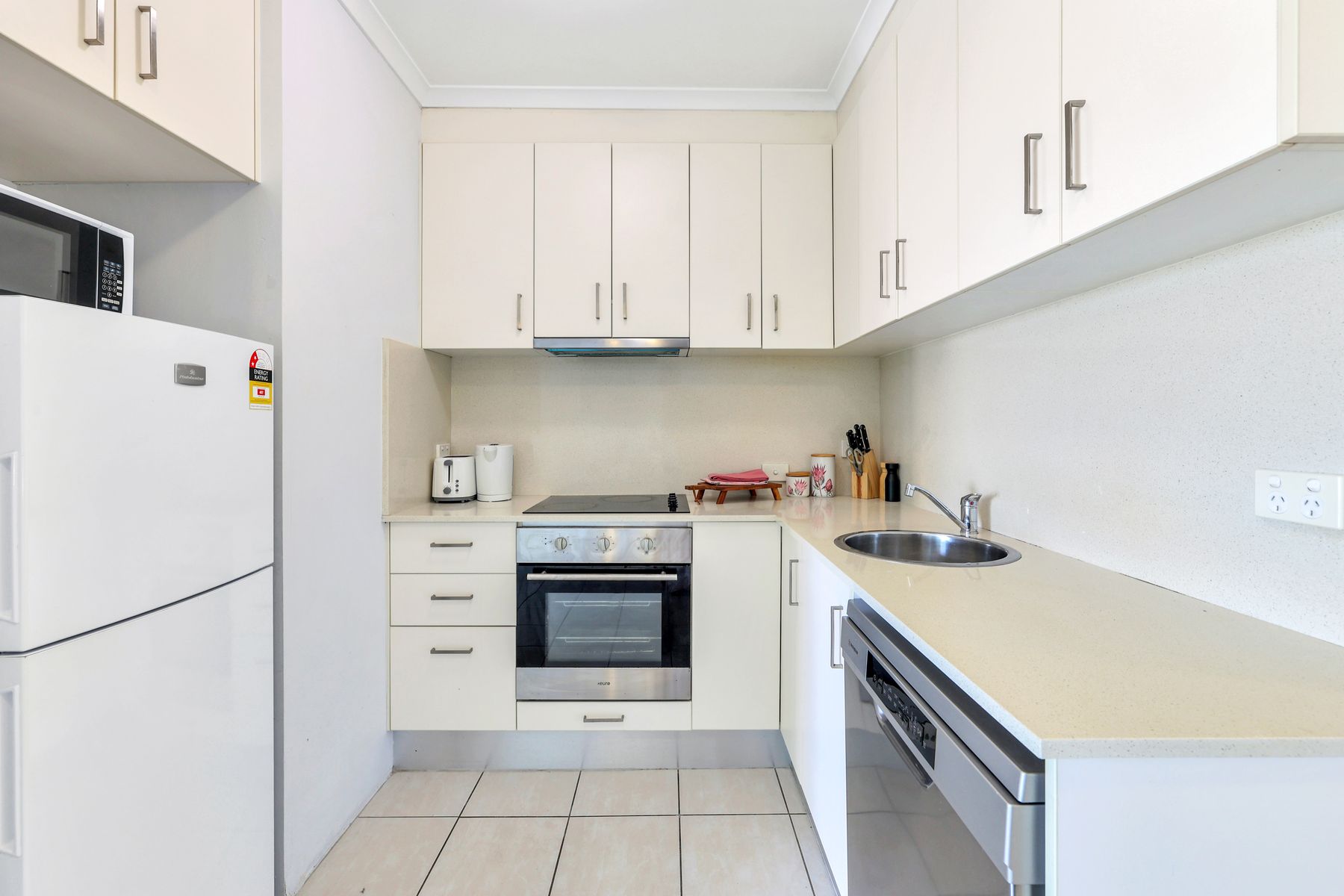 1002/5 Gardiner Street, Darwin City NT 0800, Darwin City - Thumbnail 5