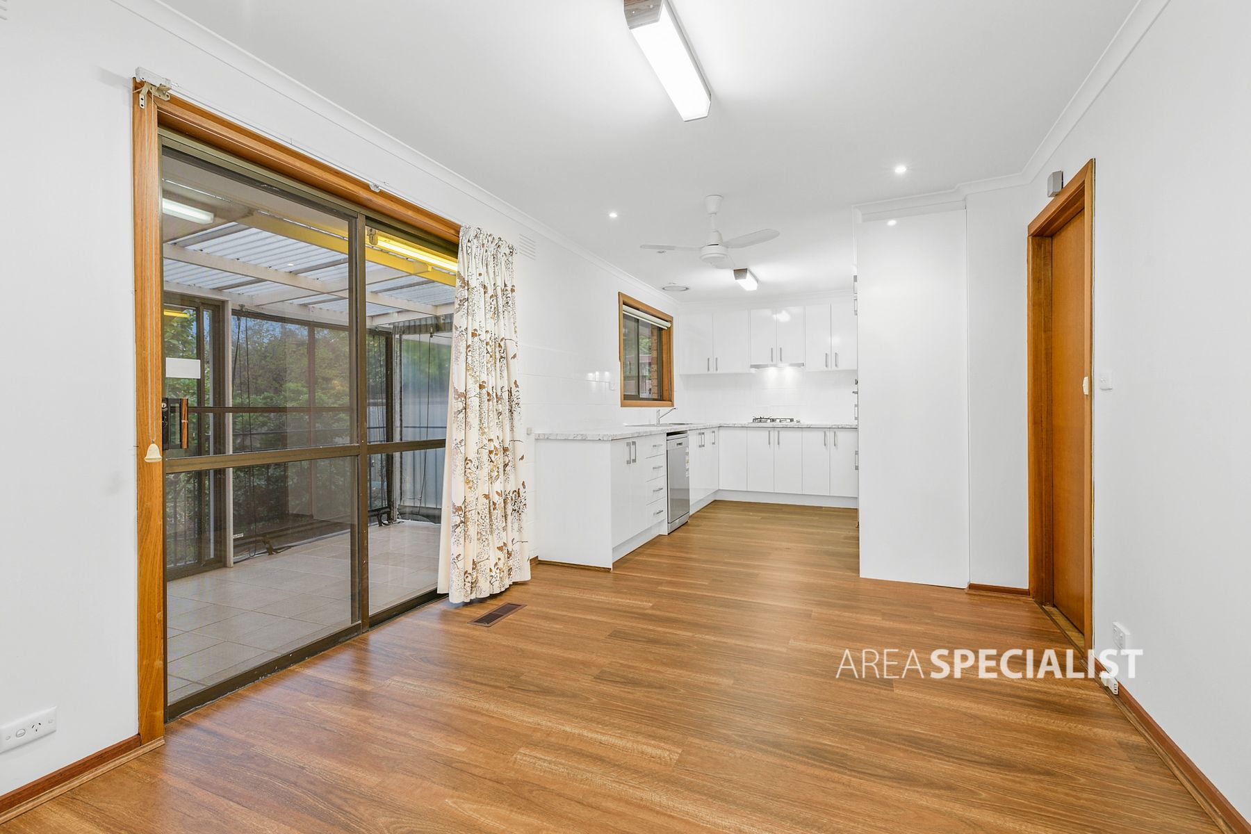 119 Kingsclere Avenue, Keysborough, VIC 3173, Keysborough - Thumbnail 5