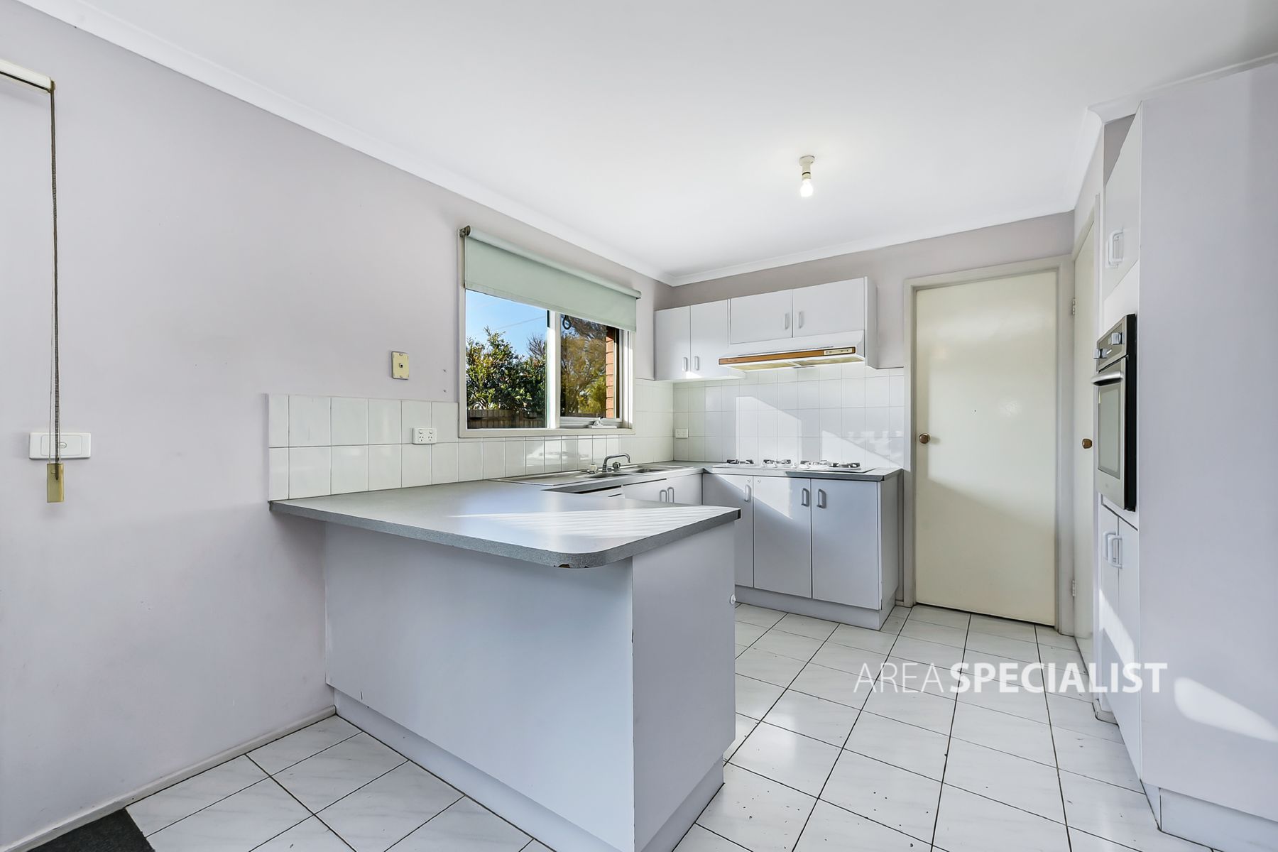 30 Raisell Road, Cranbourne West, VIC 3977, Cranbourne West - Thumbnail 3