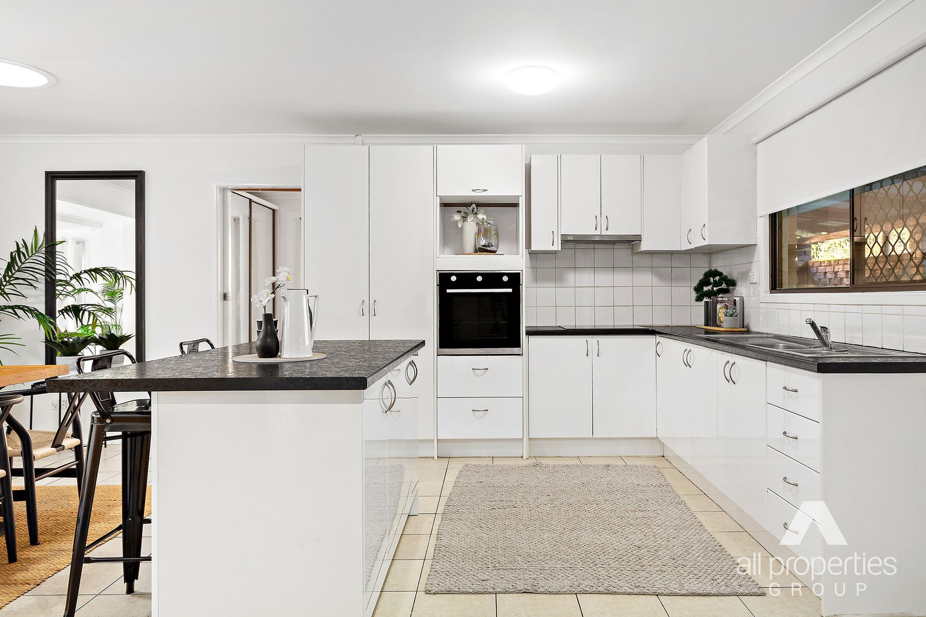 24 Forestglen Crescent, Browns Plains QLD 4118, Browns Plains - Thumbnail 2