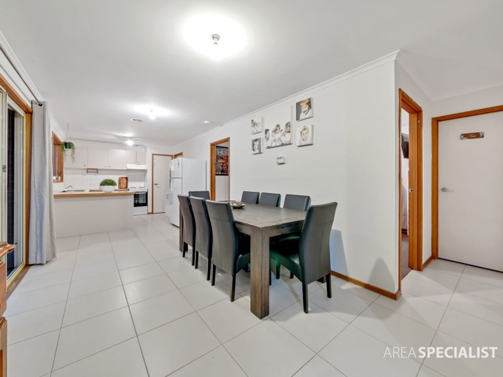 21 Brentwood Drive, Cranbourne North, VIC 3977, Cranbourne North - Thumbnail 4