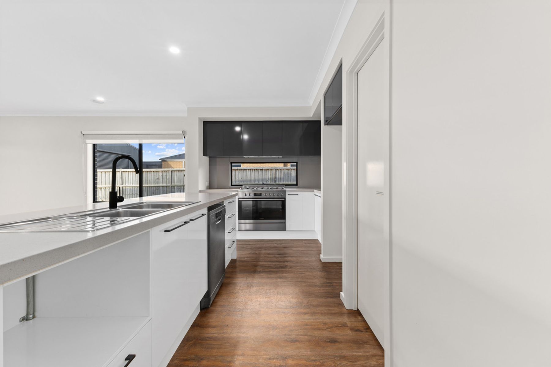 12 Rise Boulevard, Traralgon VIC 3844, Traralgon - Thumbnail 6