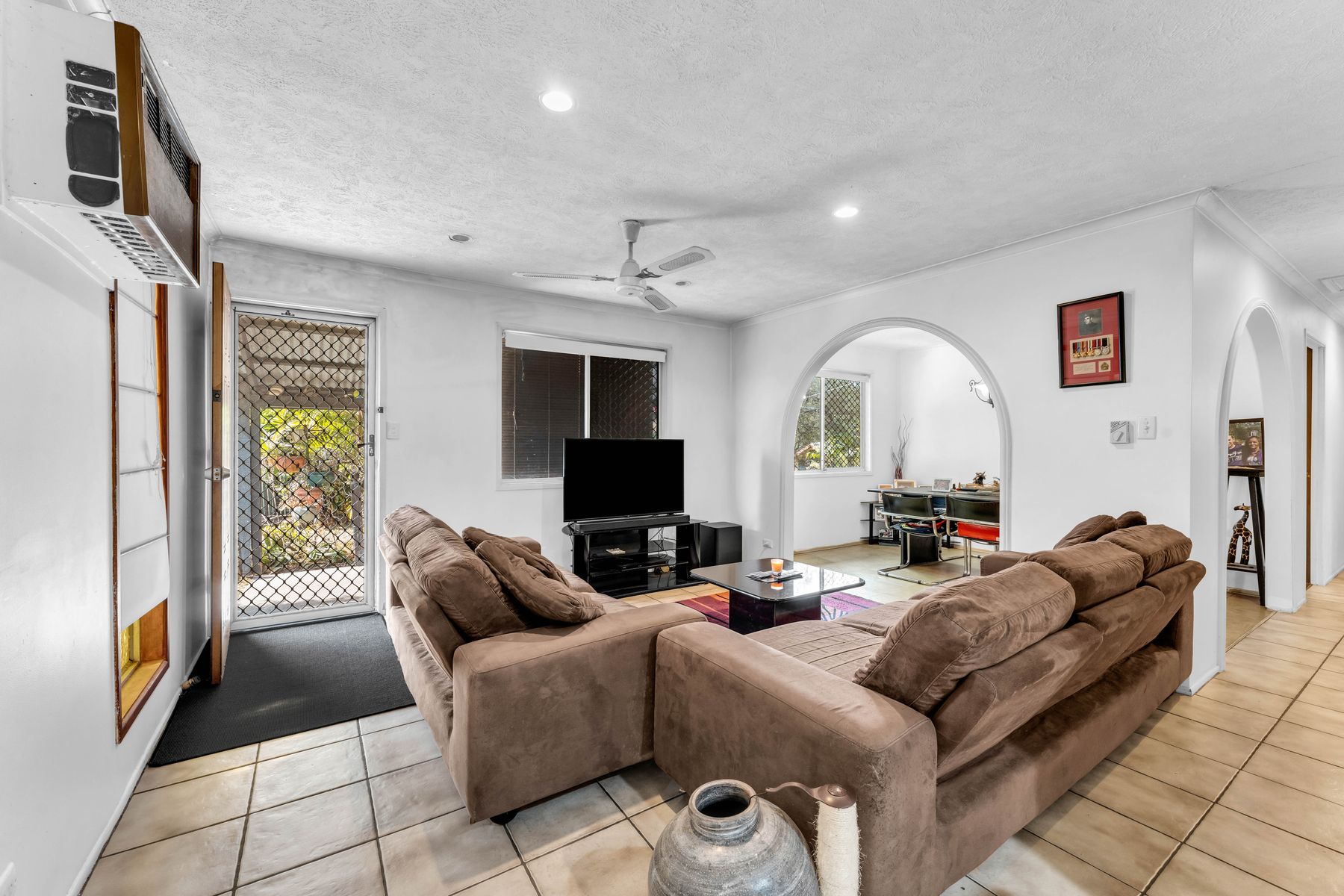 17 Dehlia Street, Marsden QLD 4132, Marsden - Thumbnail 3