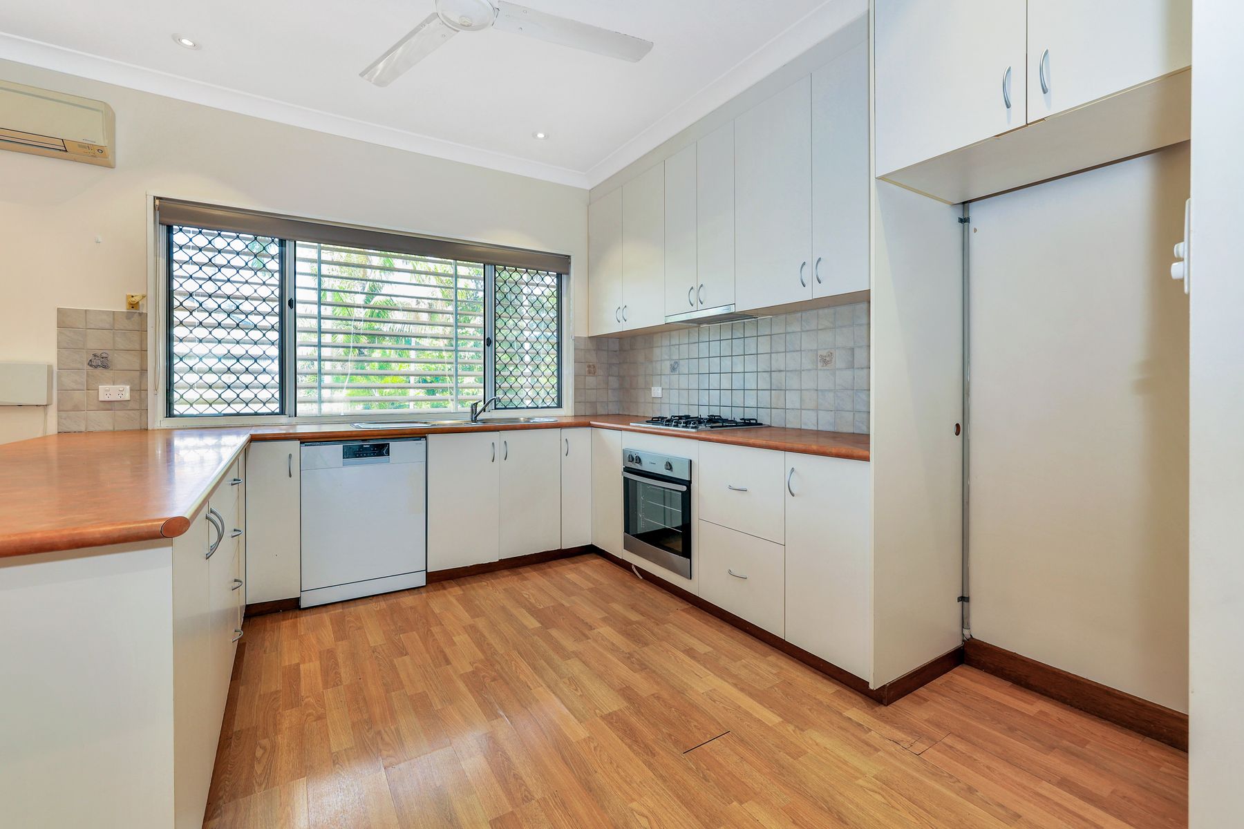 17 Royal Circuit, Durack NT 0830, Durack - Thumbnail 8