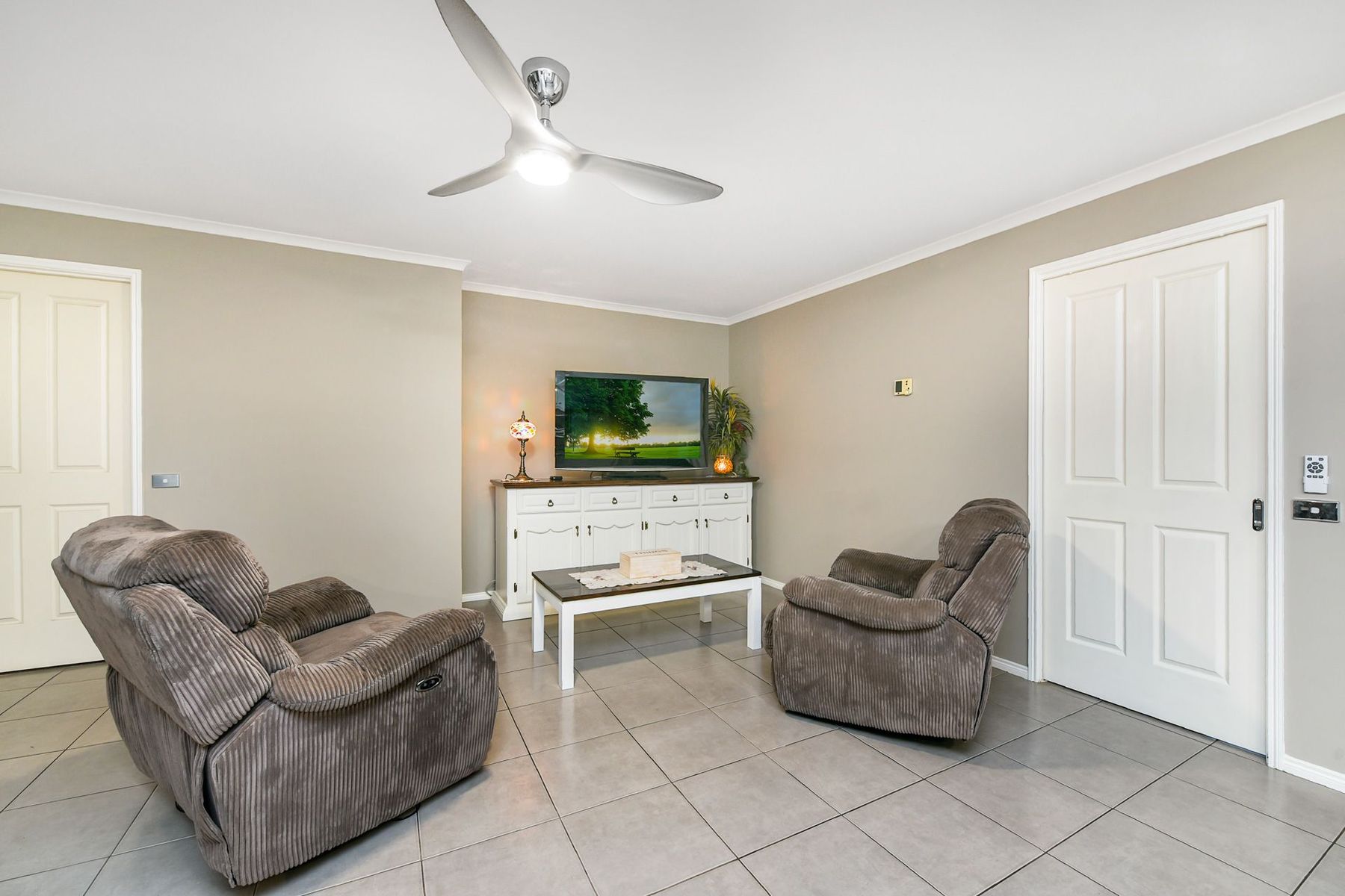 18 Broadstone Way, Cranbourne - Thumbnail 6
