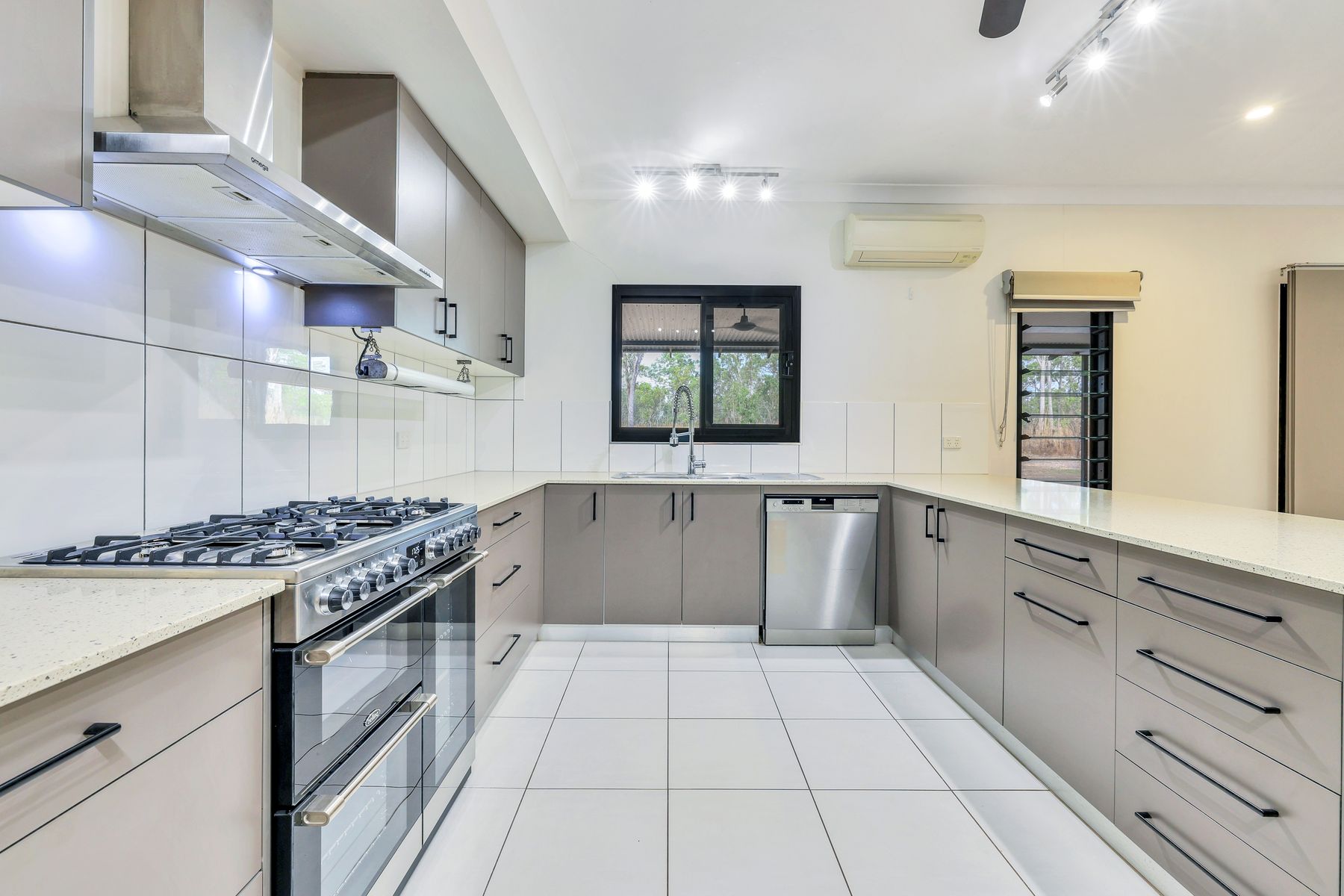 332 Jarvis Road, Acacia Hills NT 0822, Acacia Hills - Thumbnail 6