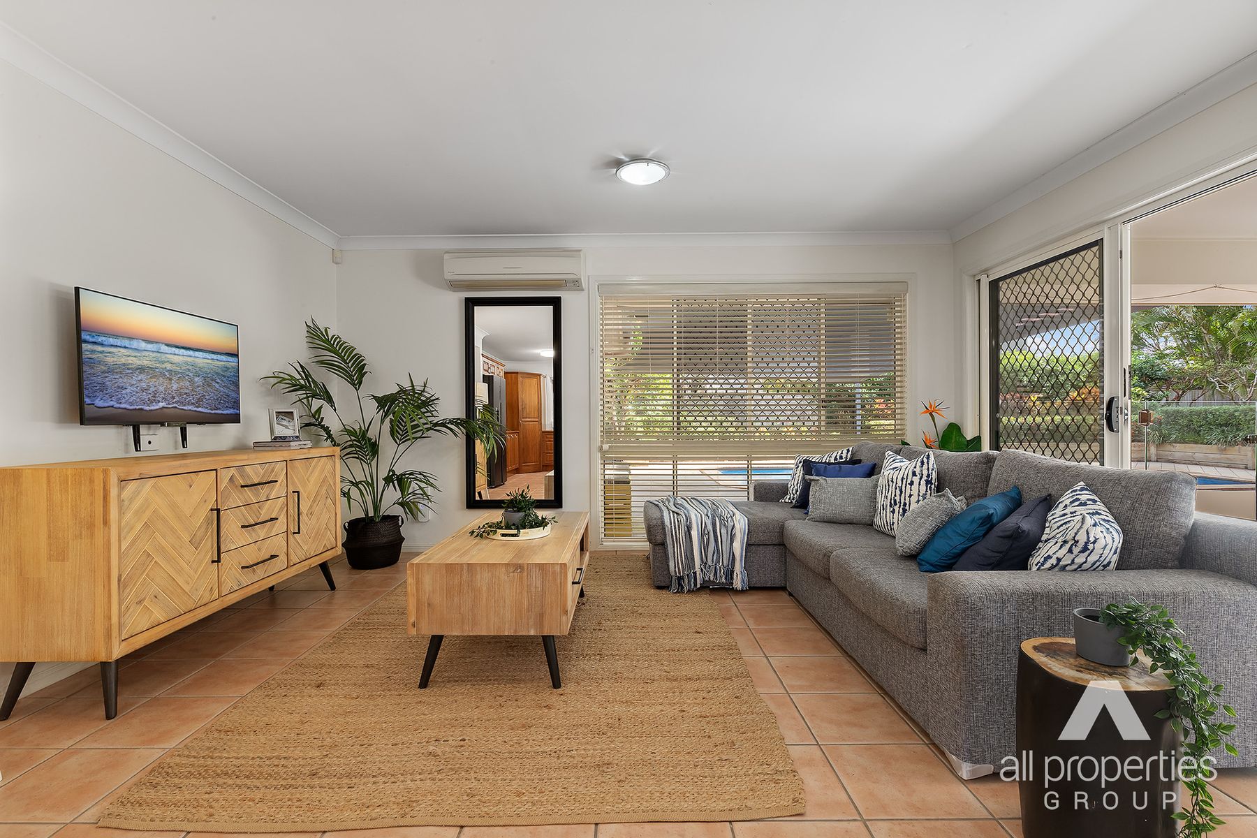 24 Cockatoo Court, Heritage Park QLD 4118, Heritage Park - Thumbnail 2