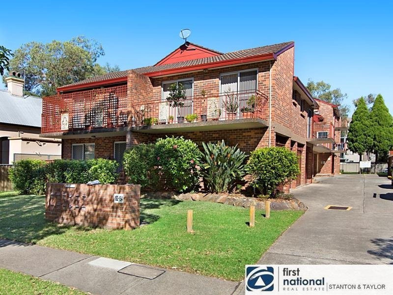 4/152 Lethbridge Street, Penrith - Thumbnail 3
