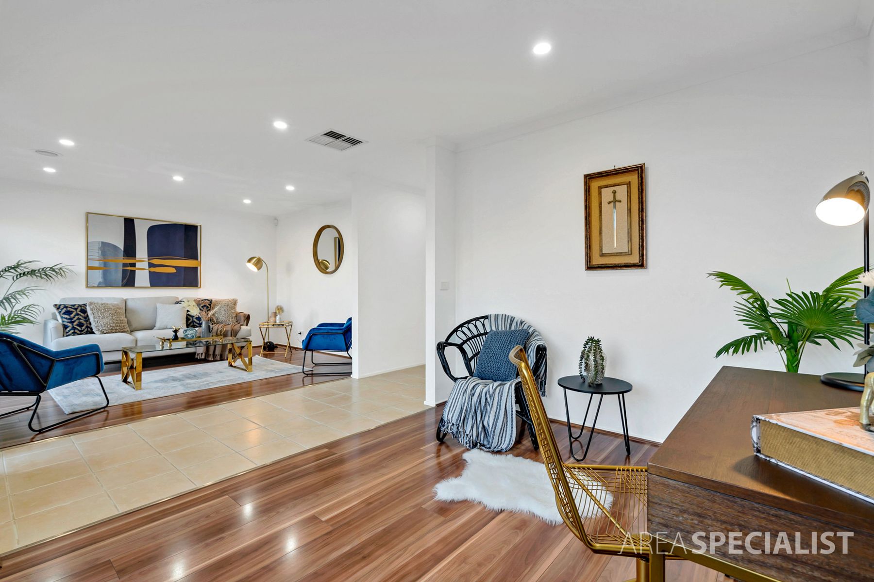 2 Helmsdale Court, Cranbourne West, VIC 3977, Cranbourne West - Thumbnail 5