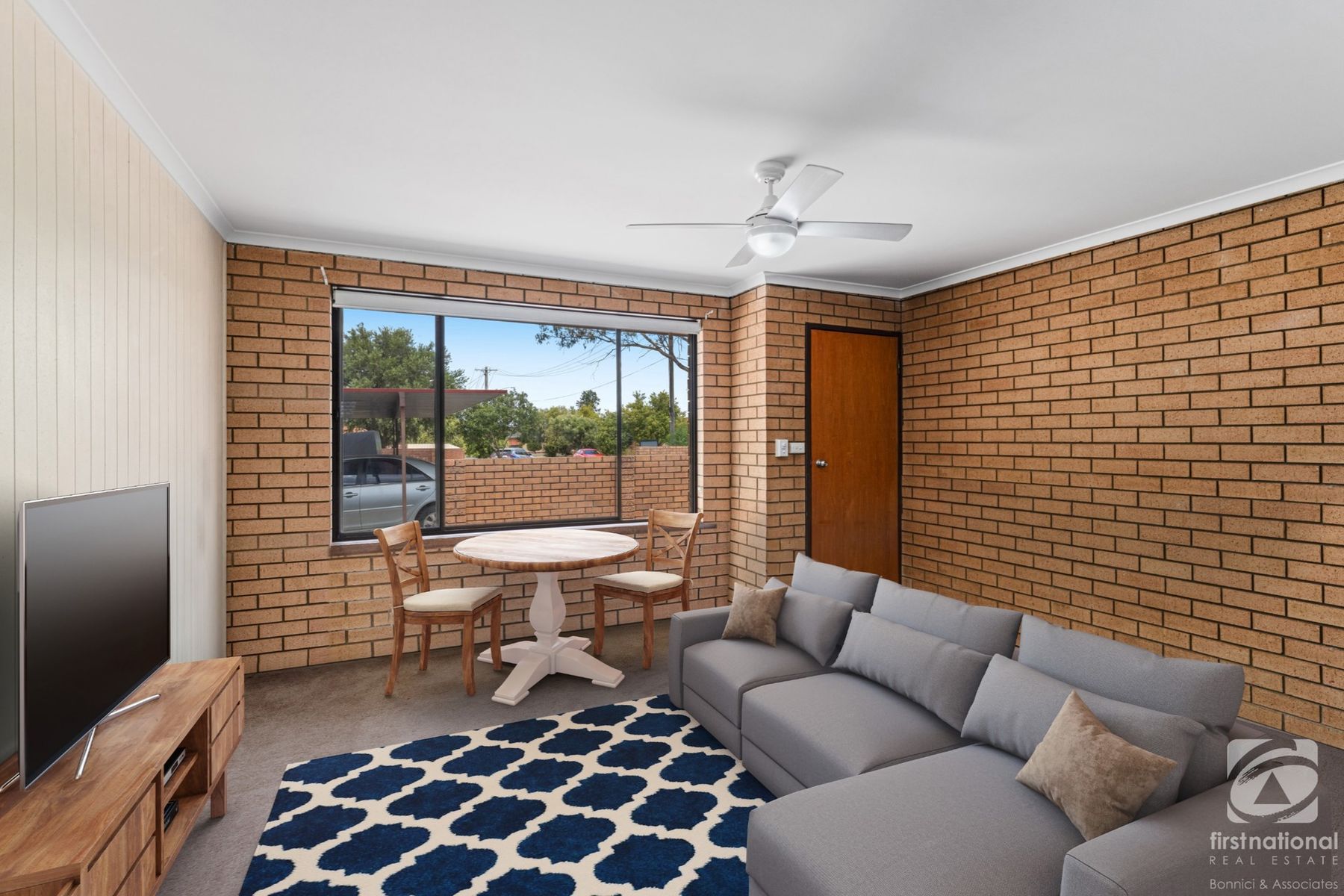 2/482 Hazel Court, Lavington NSW 2641