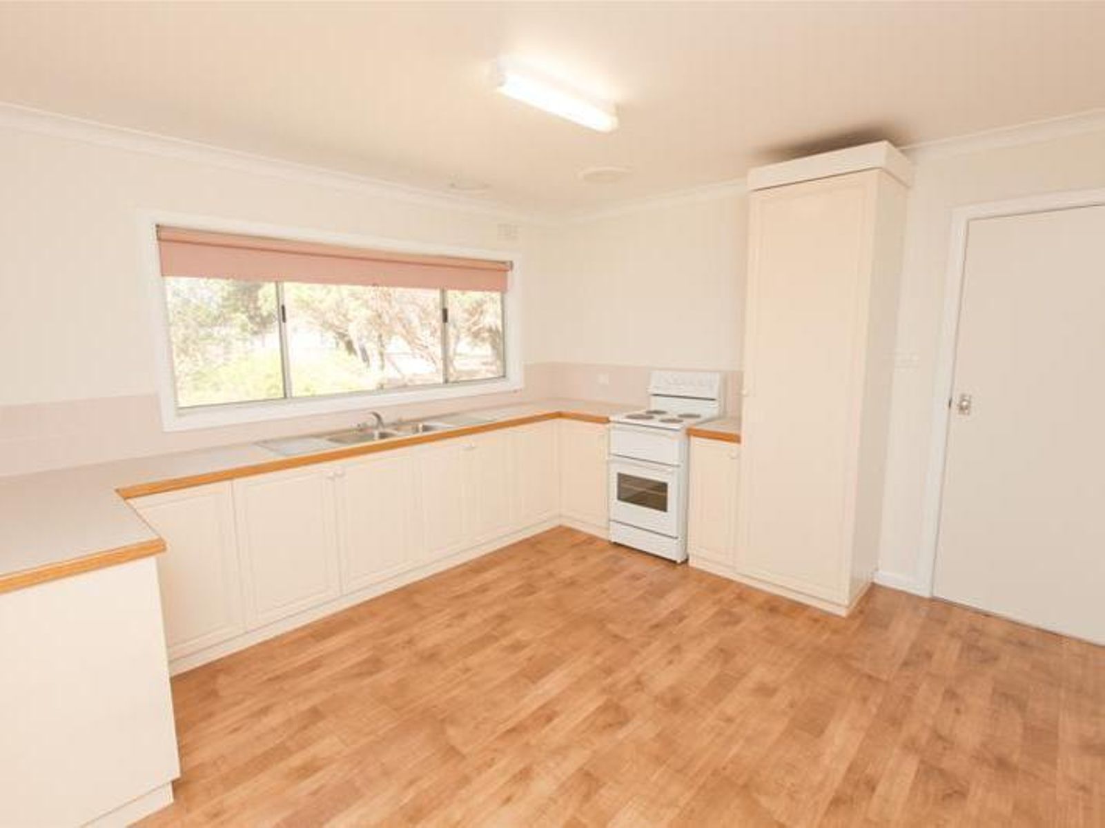 18 Mena Road, Birdwoodton - Thumbnail 5